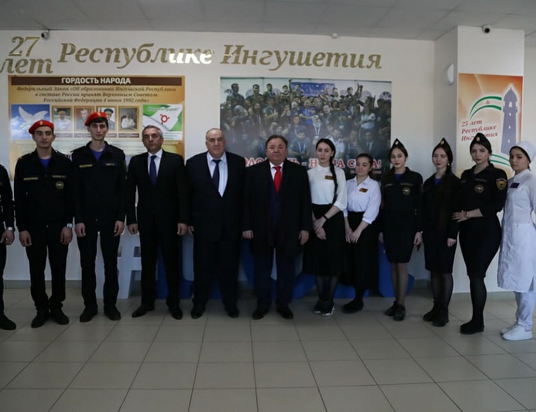 Глава Республики Ингушетия Махмуд-Али Макшарипович посетил колледж.
